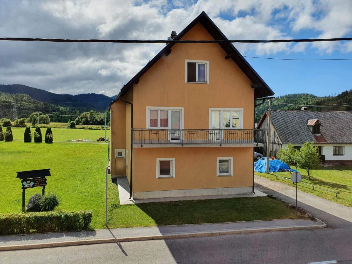 Apartmán Apartman Orhideja Fužine Exteriér fotografie